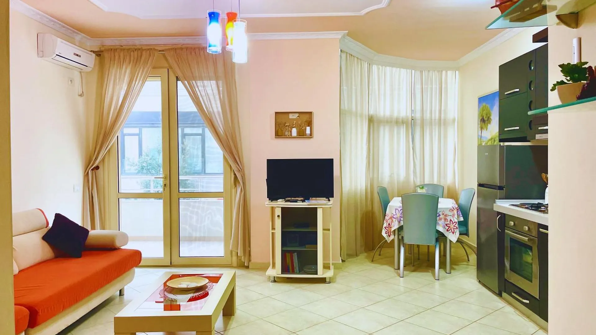 Daire Seaside Stay-Private Parking-Prime Location Avlonya